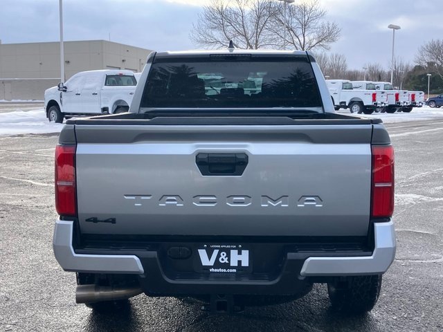 Used 2025 Toyota Tacoma TRD Off-Road image 30