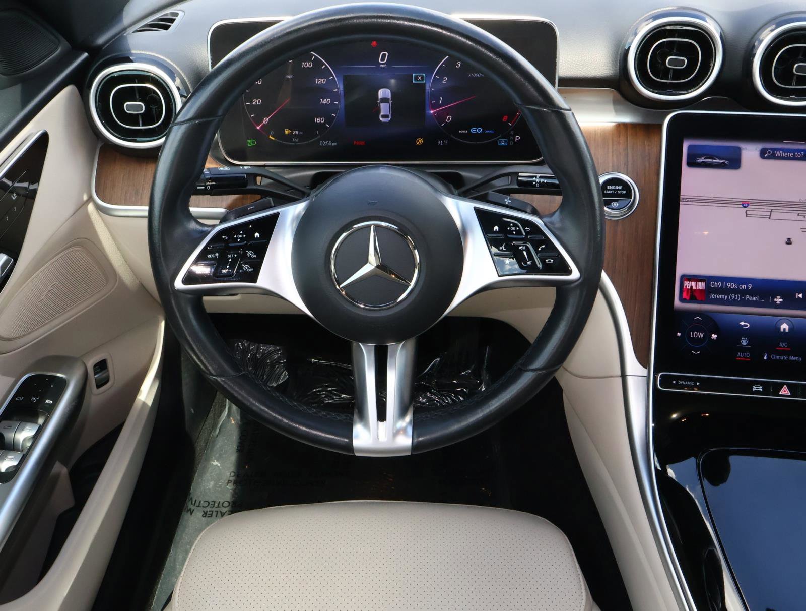 Used 2022 Mercedes-Benz C 300 4MATIC Sedan image 9