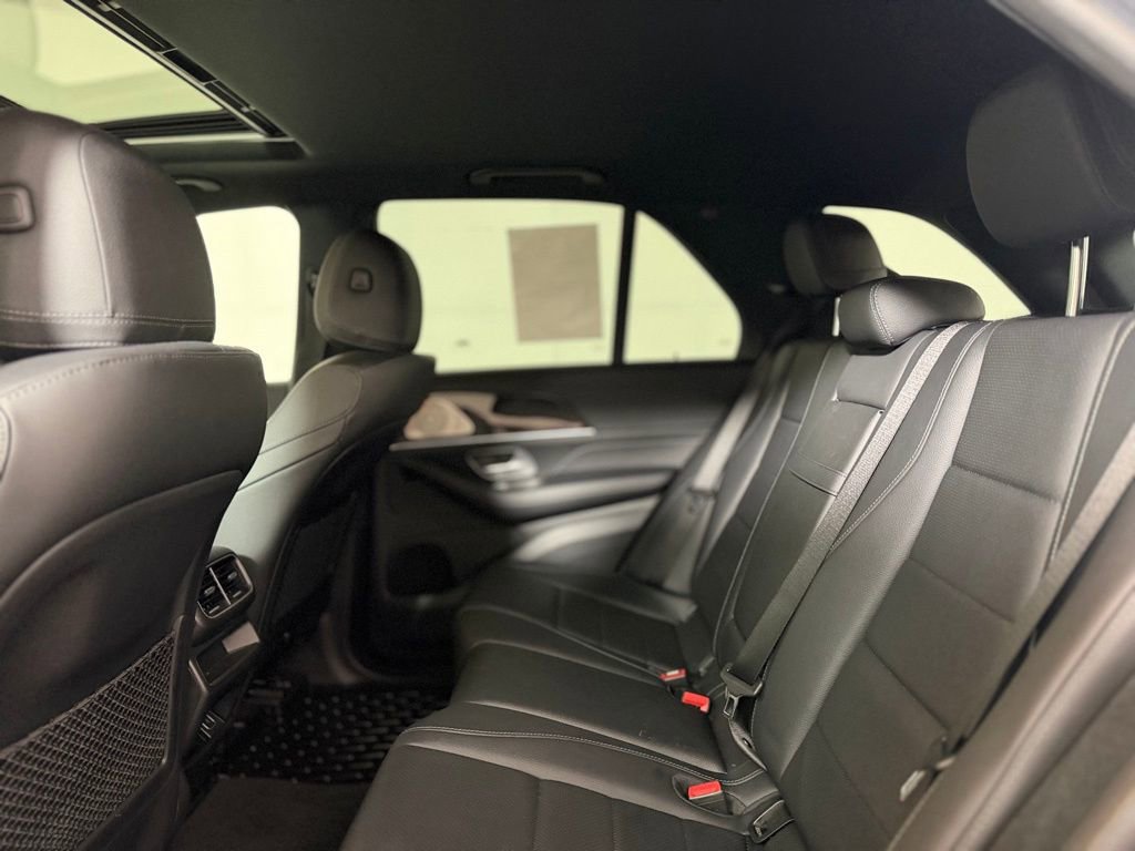 Used 2022 Mercedes-Benz GLE 350 4MATIC w/ Premium Package image 22