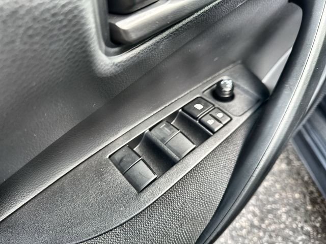 Used 2025 Toyota Corolla LE image 22