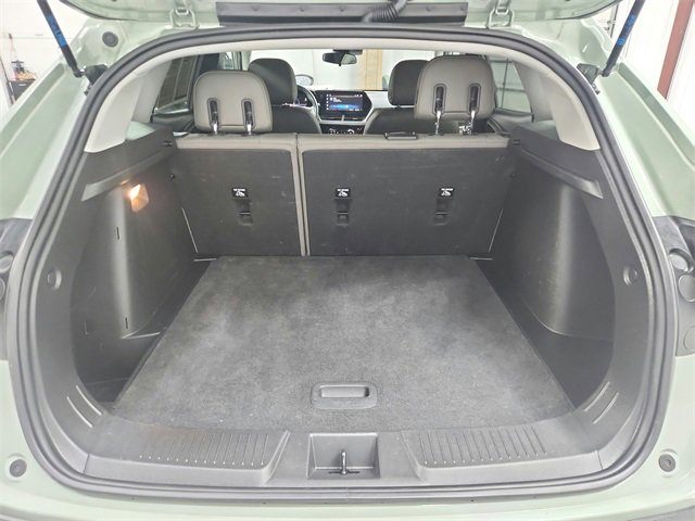 Used 2024 Chevrolet Trax ACTIV w/ Driver Confidence Package image 36