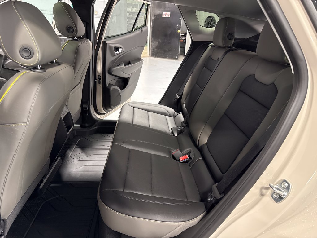 New 2026 Chevrolet Trax ACTIV w/ Sunroof Package FWD image 35