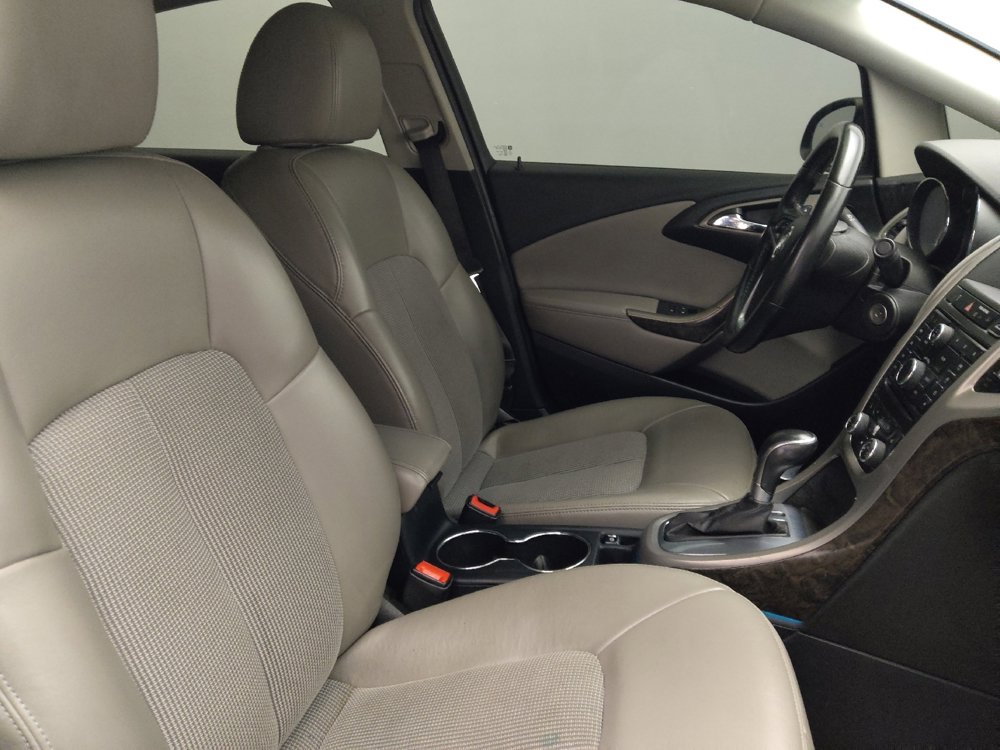 Used 2017 Buick Verano Sport Touring image 21
