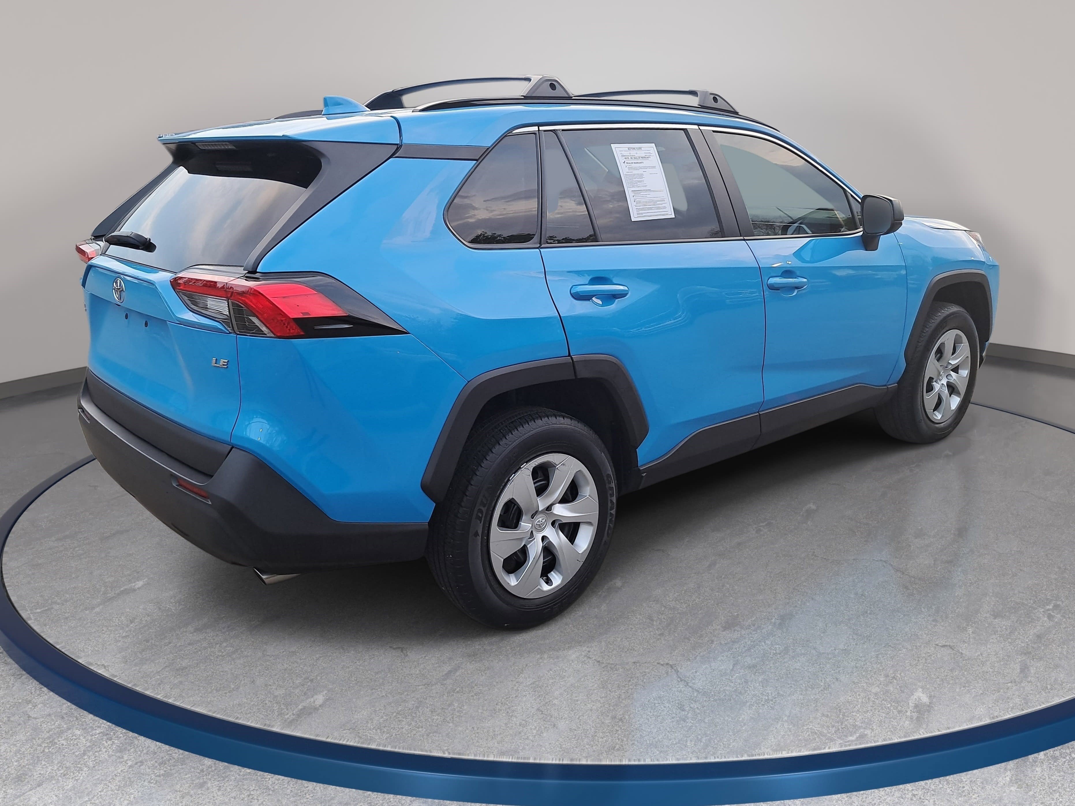Used 2020 Toyota RAV4 LE image 5