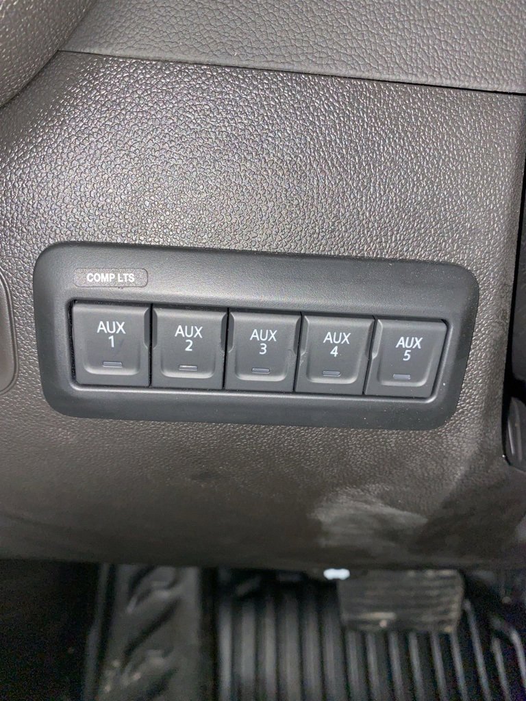 New 2025 GMC Sierra 2500 Pro w/ Convenience Package image 18