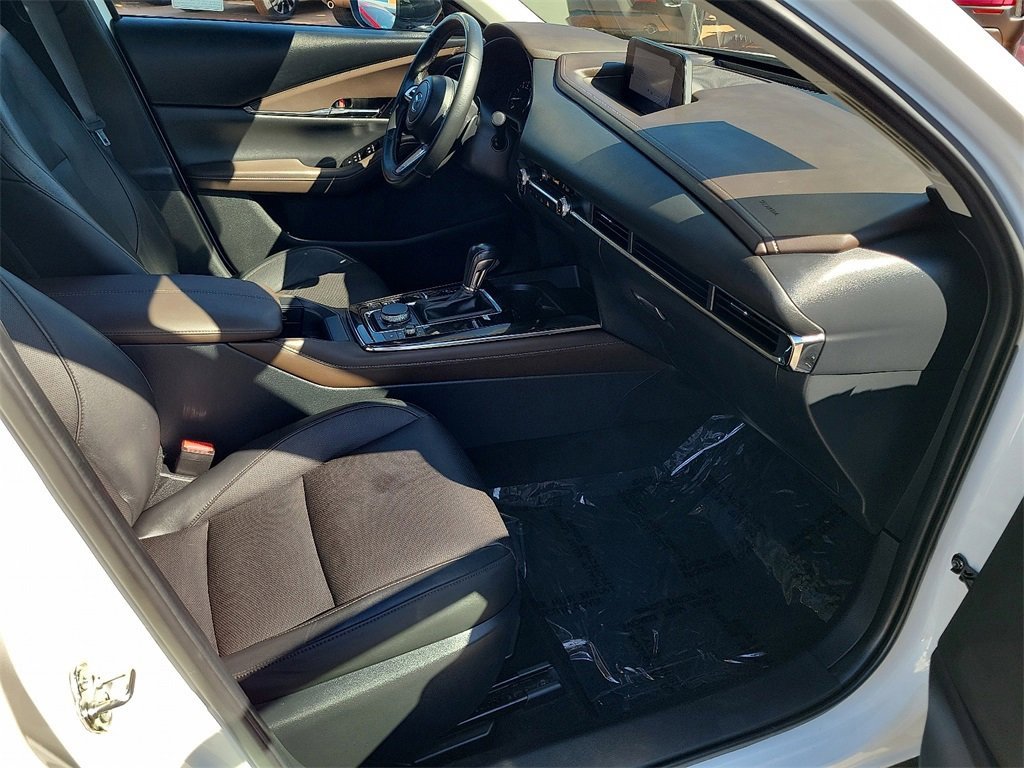 Certified 2021 MAZDA CX-30 2.5 Turbo w/ Premium Package image 17