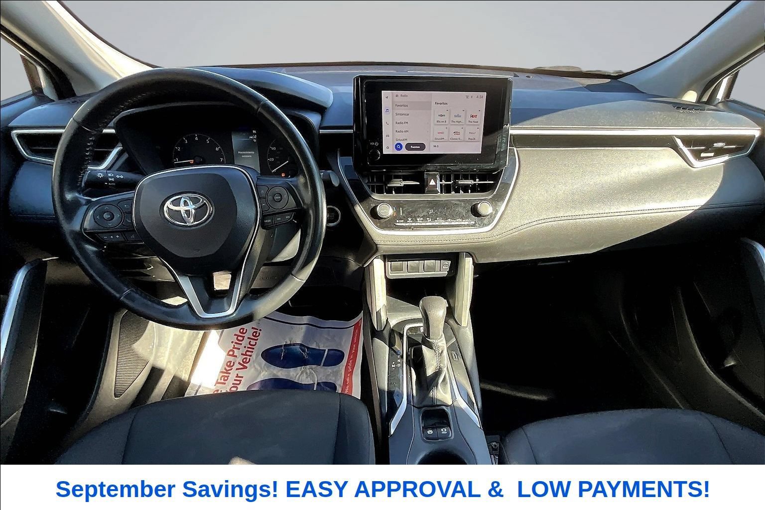 Used 2023 Toyota Corolla Cross LE AWD/4WD image 6