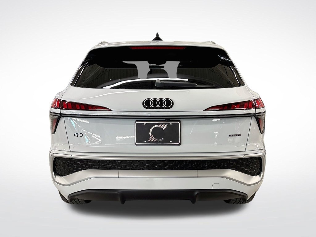 New 2026 Audi Q3 quattro 2.0T AWD/4WD image 4
