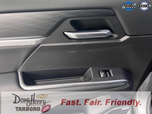 Used 2025 GMC Acadia Elevation FWD image 32