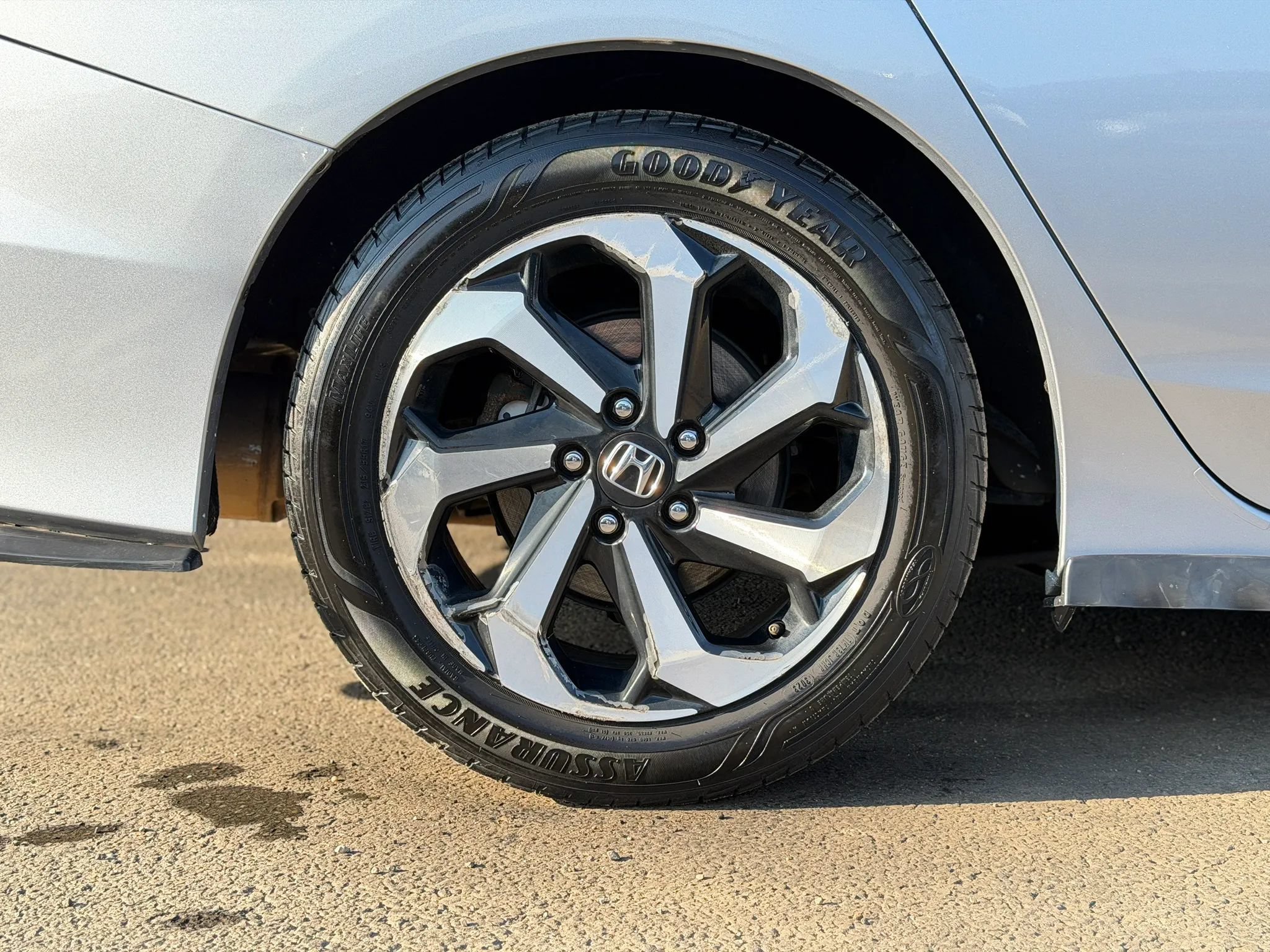 Used 2017 Honda Accord EX image 21