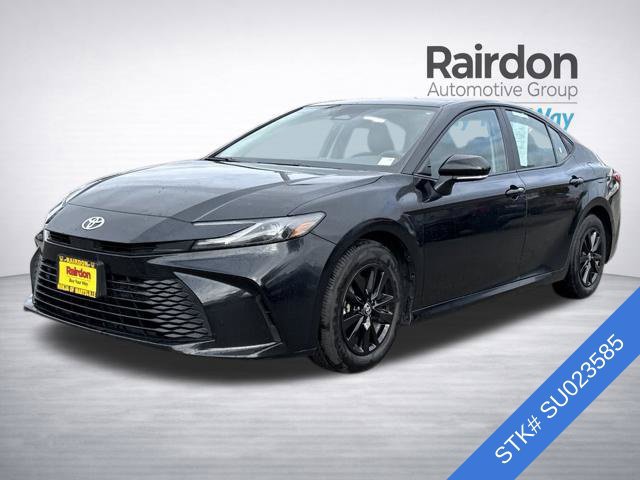 Used 2025 Toyota Camry LE FWD image 3