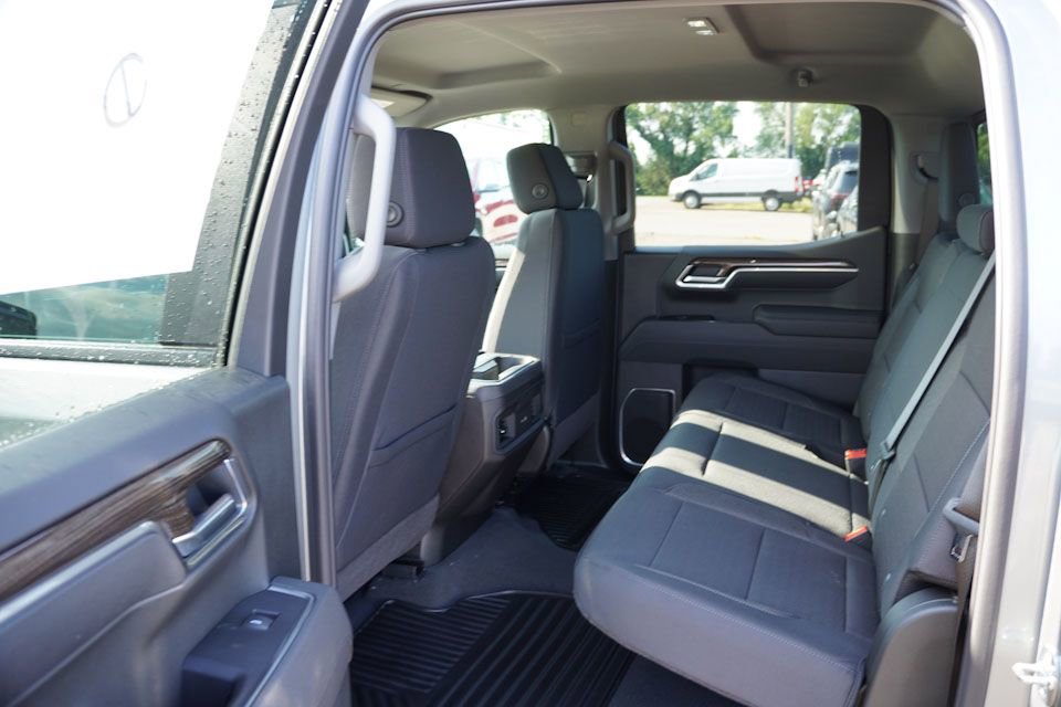 New 2026 Chevrolet Silverado 1500 LT w/ Z71 Off-Road Package image 11