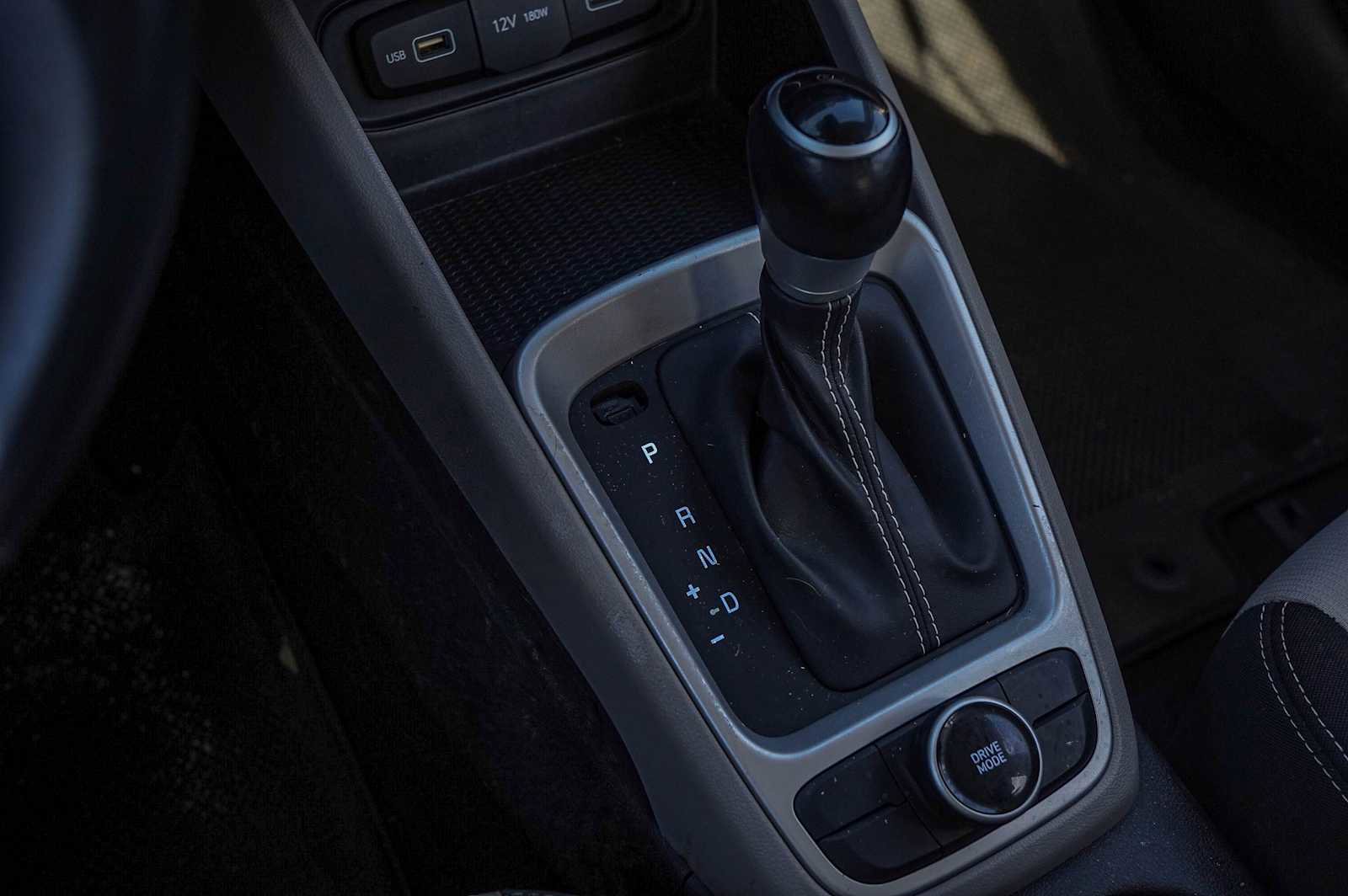 Used 2022 Hyundai Venue SEL image 20