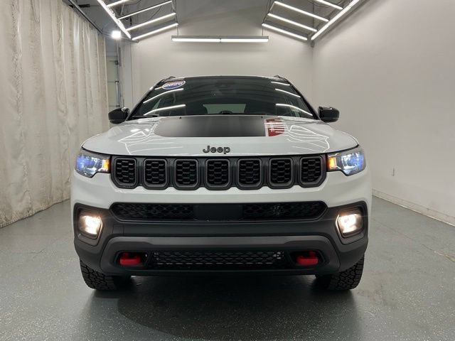 New 2026 Jeep Compass Trailhawk AWD/4WD image 3