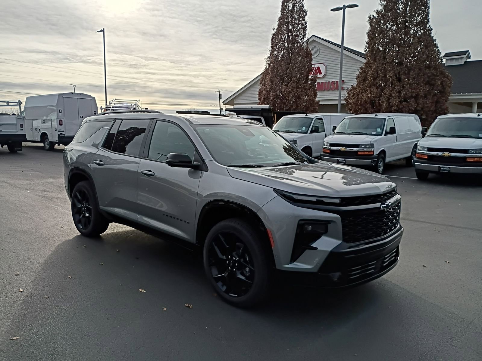 New 2026 Chevrolet Traverse RS image 8