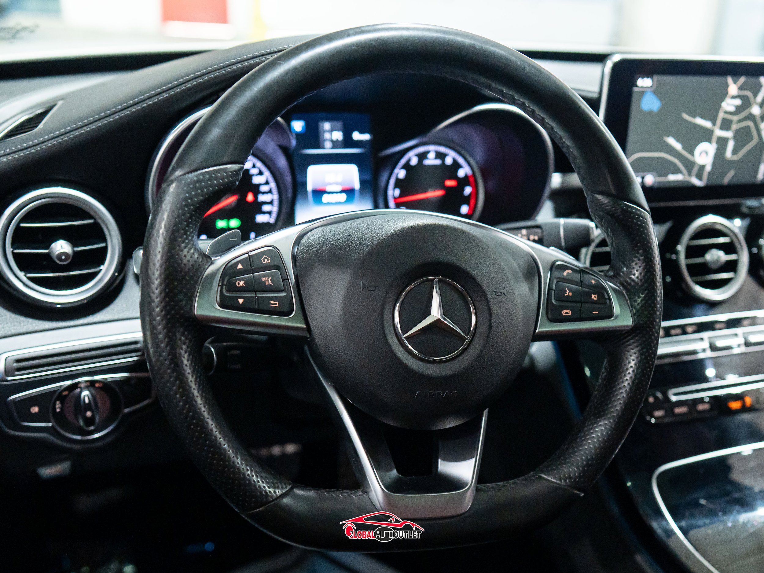 Used 2016 Mercedes-Benz C 300 Sedan image 23