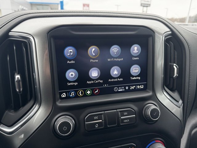 Used 2021 Chevrolet Silverado 1500 LT Trail Boss w/ Convenience Package II image 3