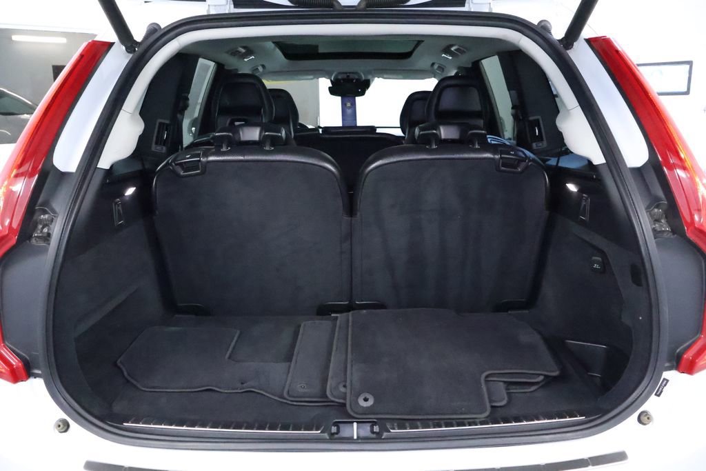 Used 2020 Volvo XC90 T6 Momentum image 20