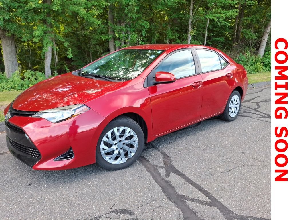 Used 2017 Toyota Corolla LE FWD image 1