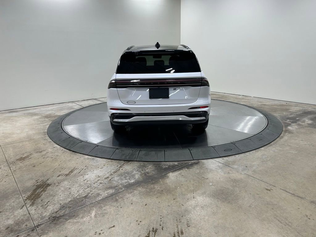 New 2026 Lincoln Nautilus Reserve w/ Jet Appearance Package image 6