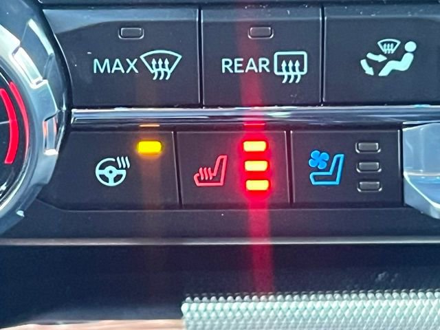 New 2025 Ford F150 Lariat w/ Equipment Group 502A High image 11