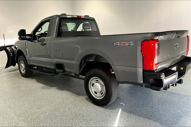 Used 2023 Ford F250 XL w/ Snow Plow Prep Package image 4