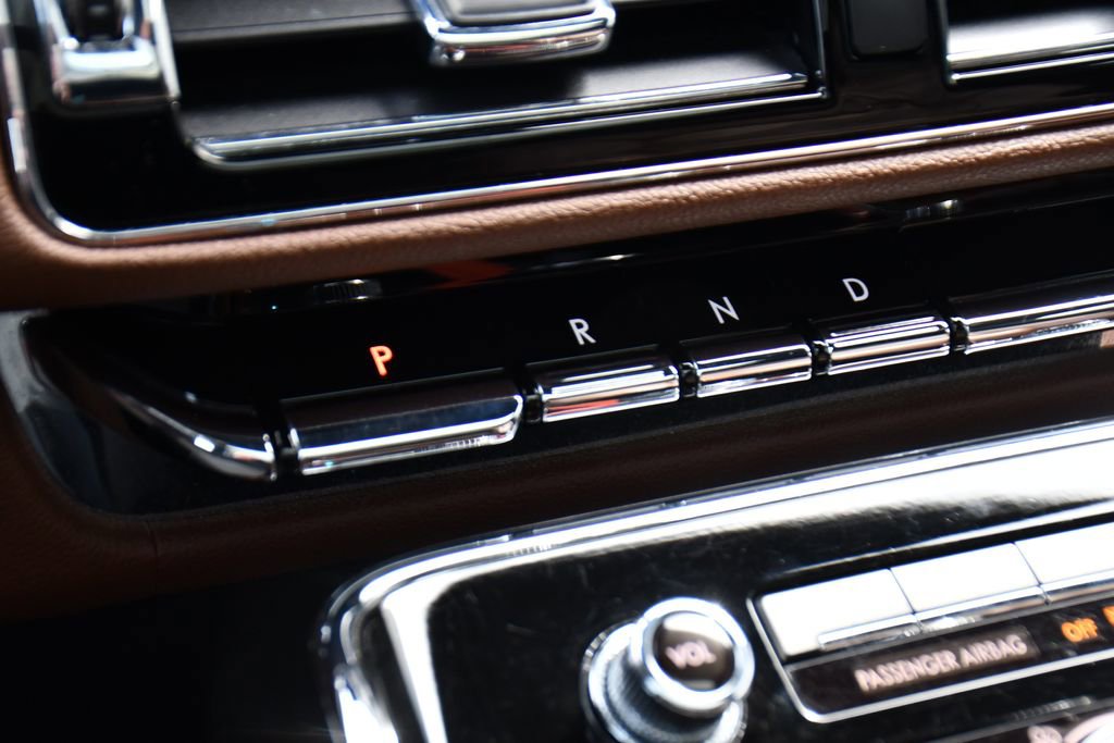 Used 2022 Lincoln Navigator Reserve AWD/4WD image 29