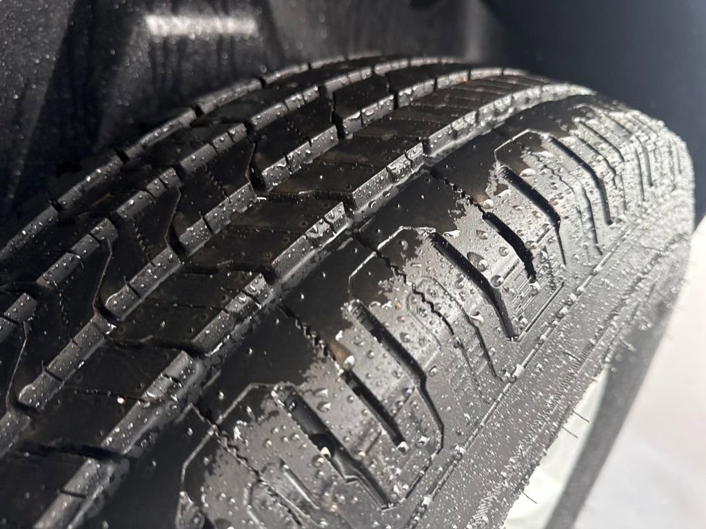 Used 2017 RAM 1500 Classic SLT image 33