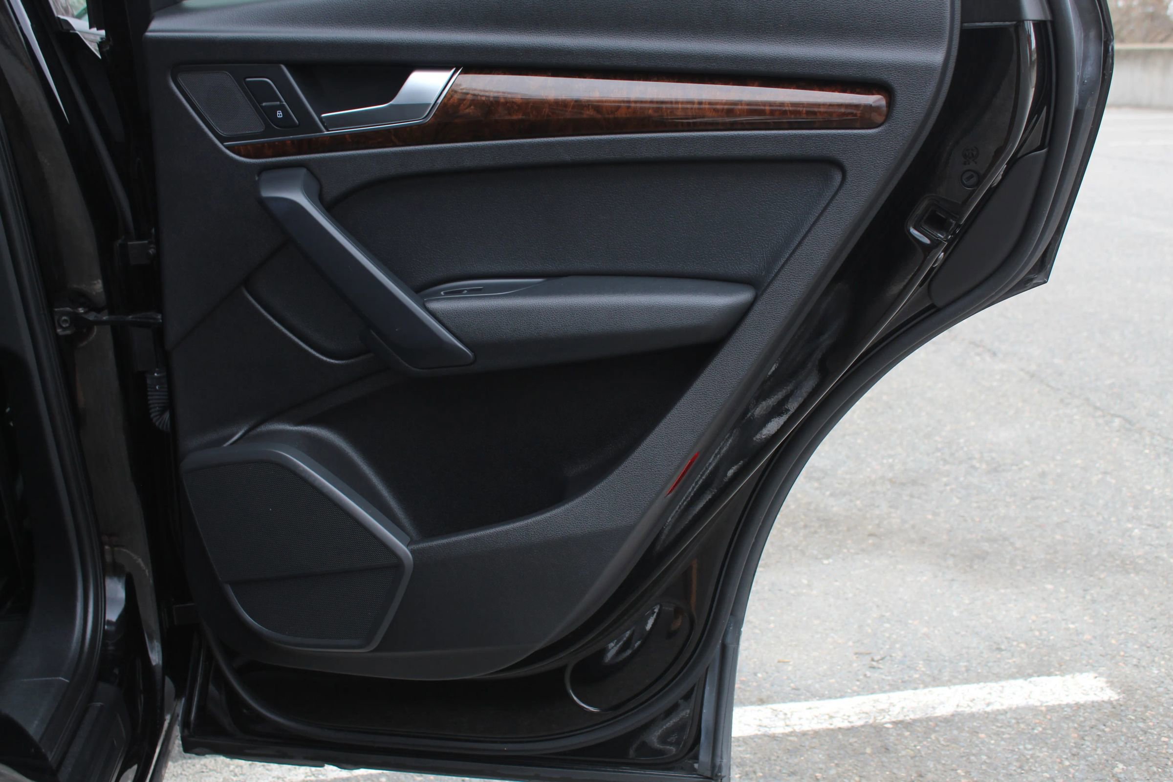 Used 2018 Audi Q5 2.0T Premium AWD/4WD image 16