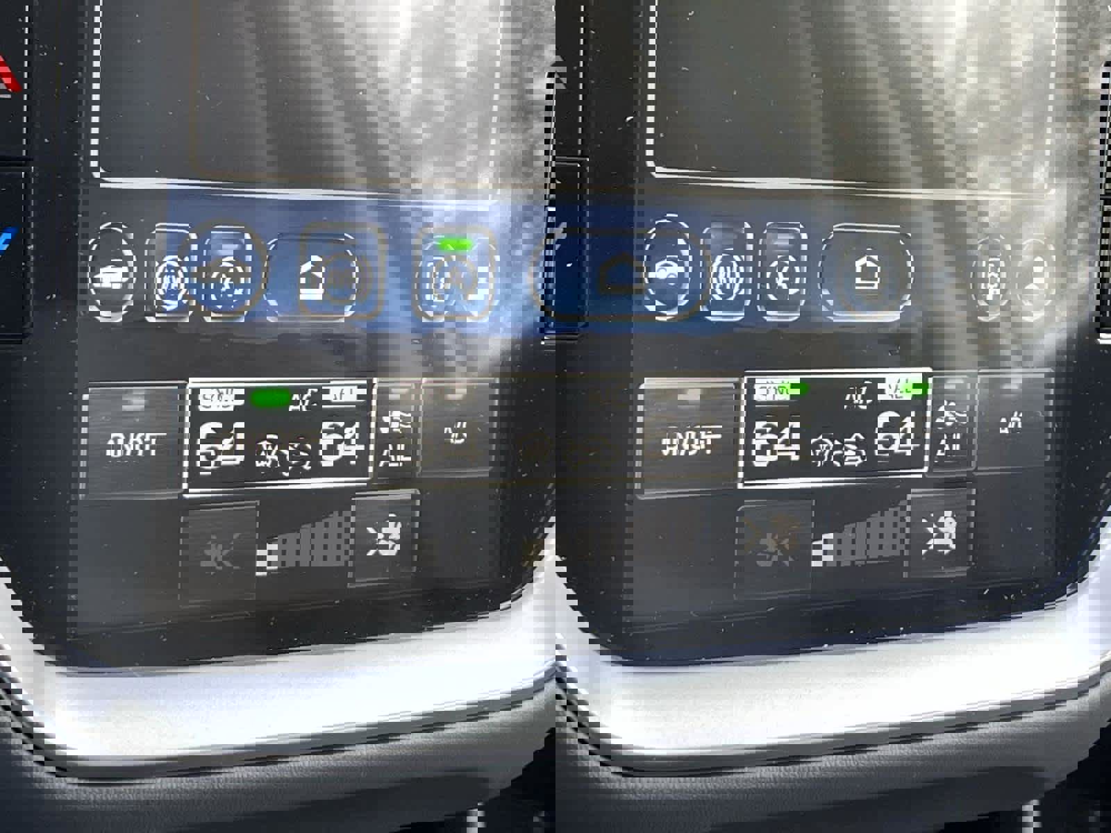 Used 2025 Subaru Crosstrek 2.0i Premium image 23