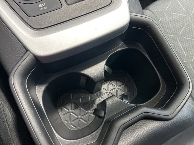 Used 2020 Toyota RAV4 XLE w/ Convenience Package image 25