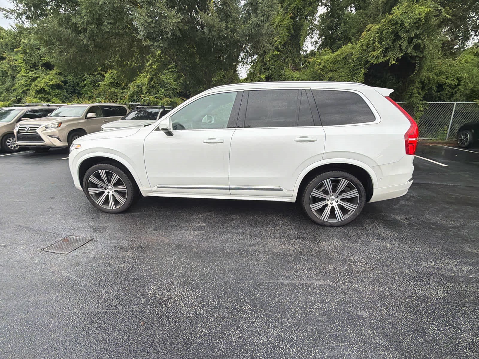 Used 2024 Volvo XC90 B6 Ultimate AWD/4WD image 24