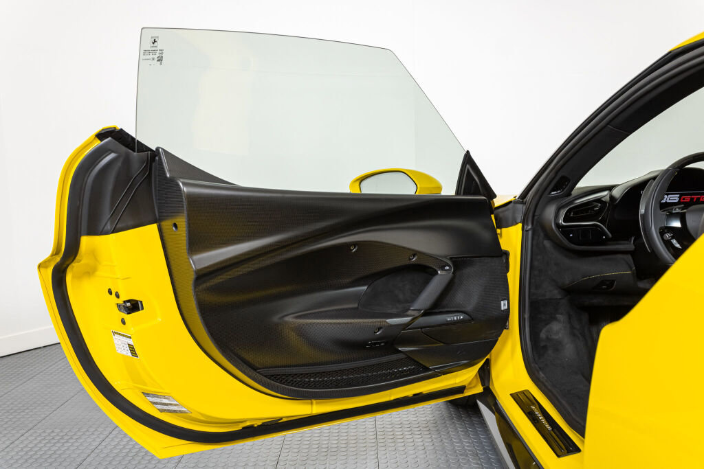 Used 2023 Ferrari 296 GTB image 31