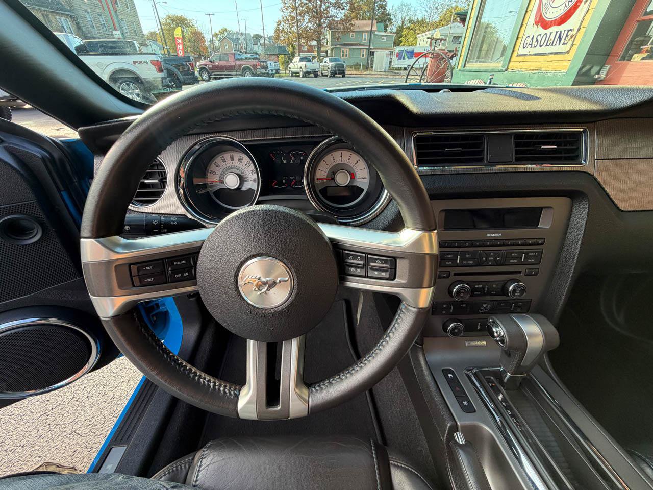 Used 2011 Ford Mustang GT Premium w/ 401A Rapid Spec Order Code RWD image 22
