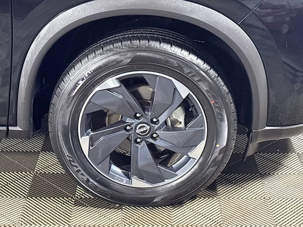 Used 2024 Nissan Rogue SV AWD/4WD image 22