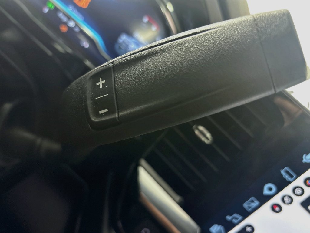 Certified 2024 Chevrolet Silverado 3500 High Country w/ Technology Package AWD/4WD image 21