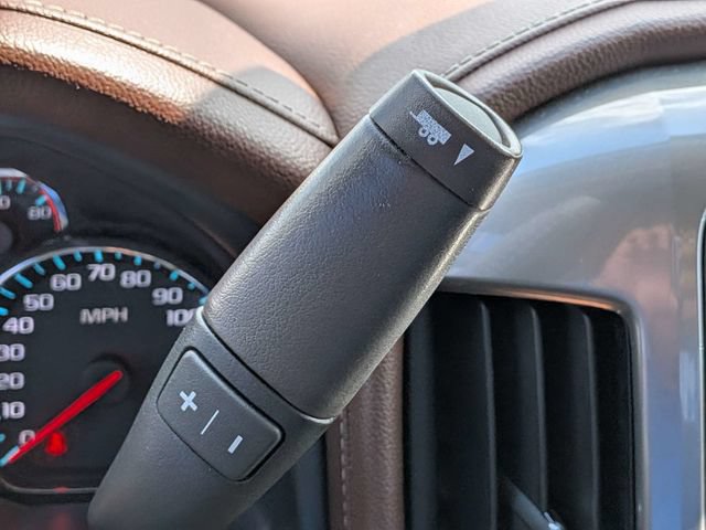 Used 2018 Chevrolet Silverado 1500 High Country RWD image 31