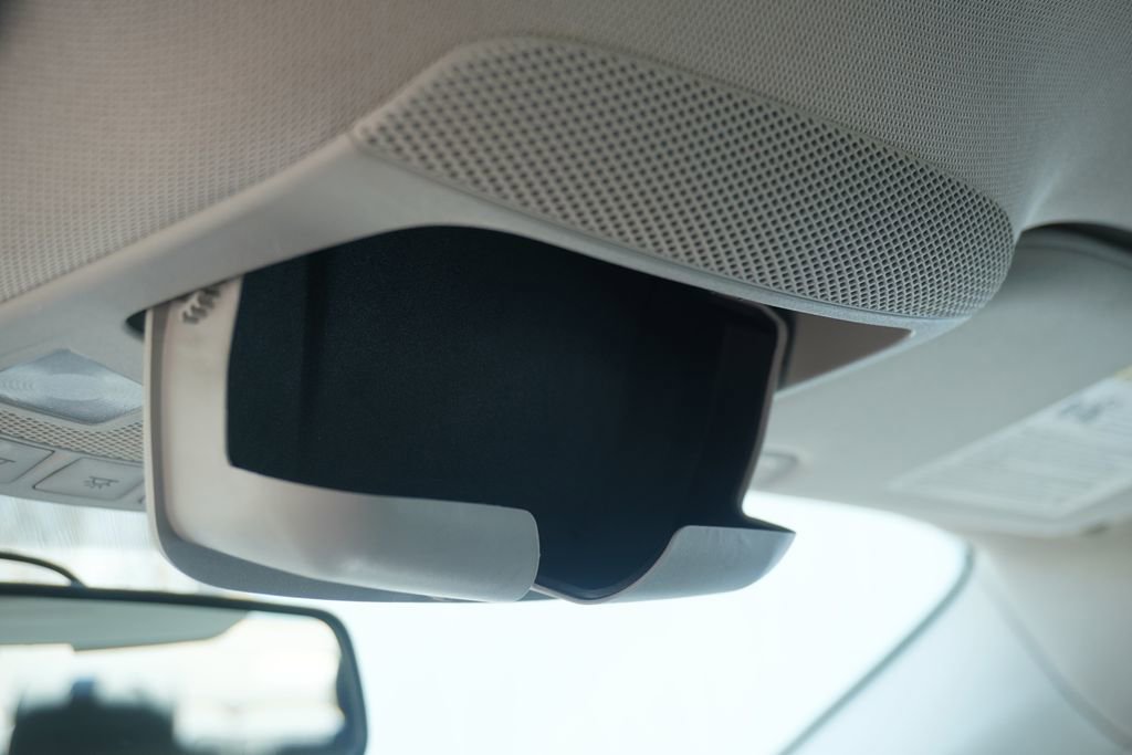 Used 2016 Ford Fusion SE FWD image 25