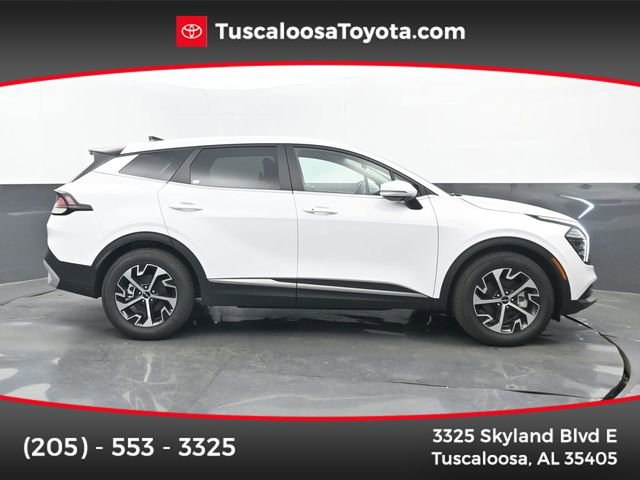 Used 2025 Kia Sportage EX image 1