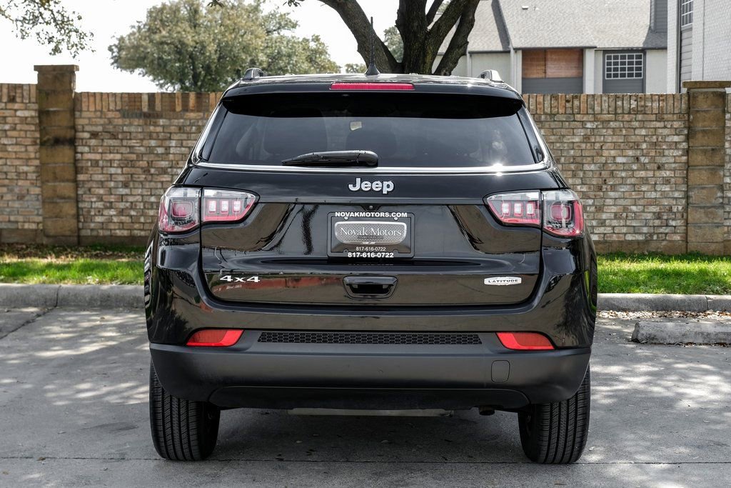 Used 2022 Jeep Compass Latitude image 18