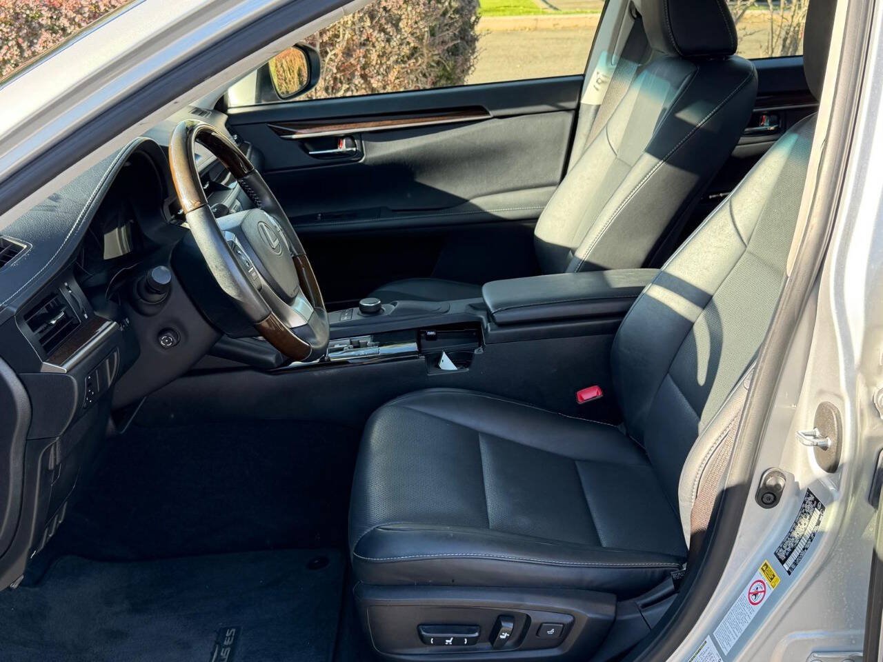 Used 2014 Lexus ES 350 w/ Premium Package FWD image 7