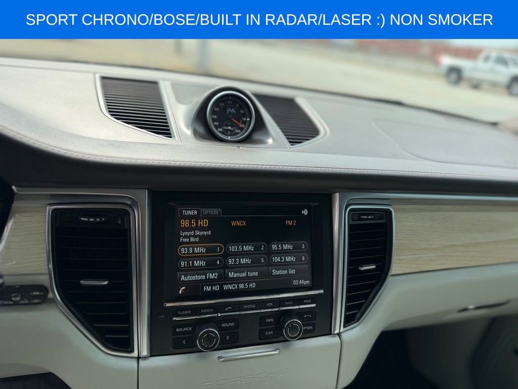 Used 2016 Porsche Macan Turbo image 26