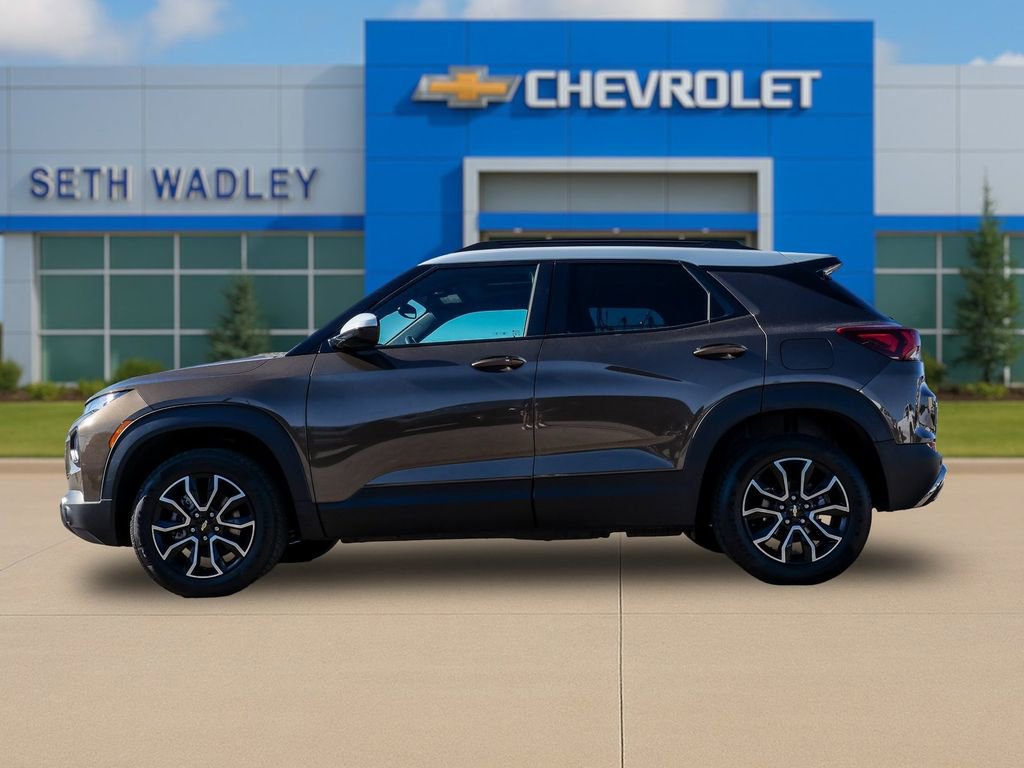 Used 2021 Chevrolet TrailBlazer ACTIV w/ Sun and Liftgate Package AWD/4WD image 4