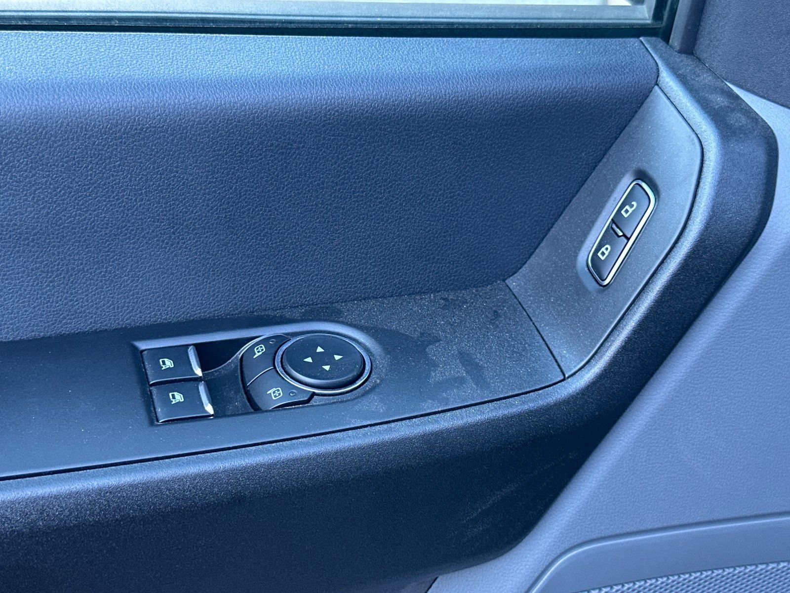 Used 2024 Ford F550 XL w/ XL Chrome Package image 12