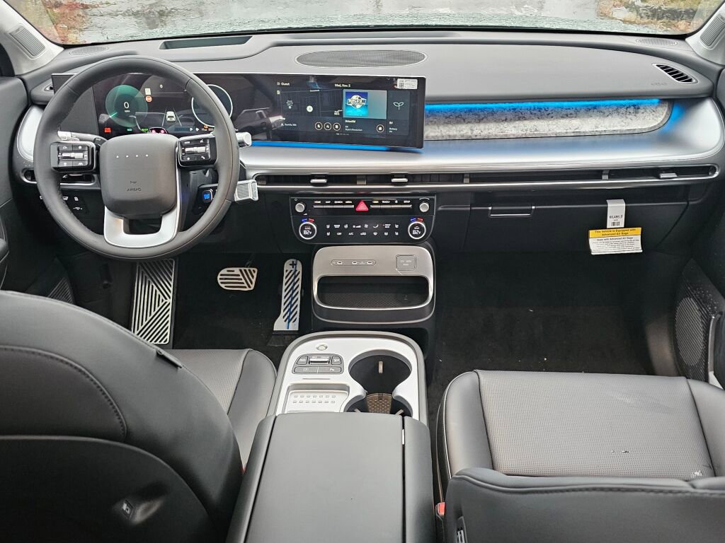 New 2026 Hyundai Ioniq 9 Calligraphy image 13