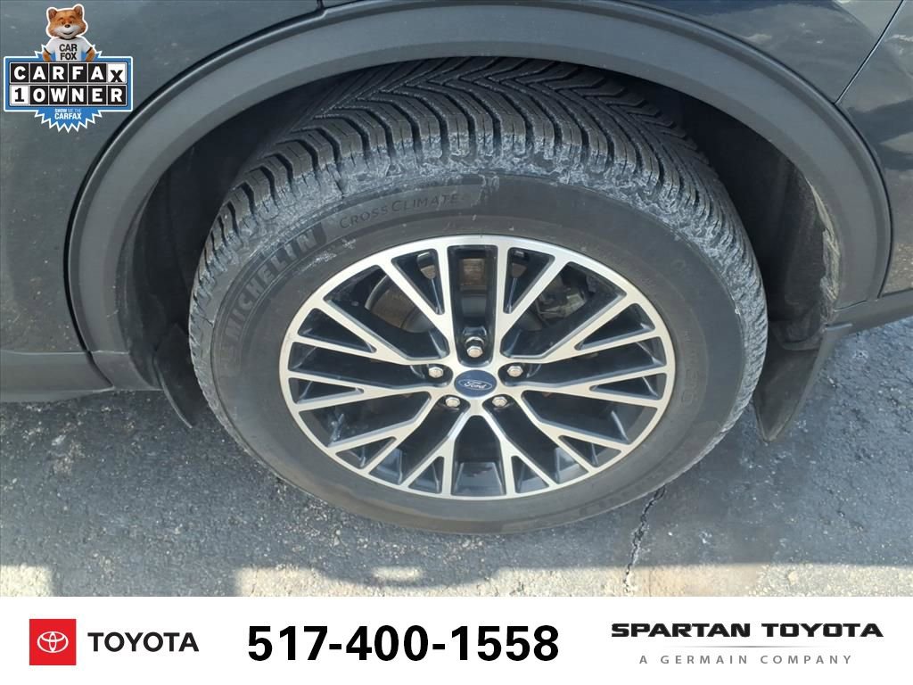 Used 2022 Ford Escape SEL w/ Technology Package image 10