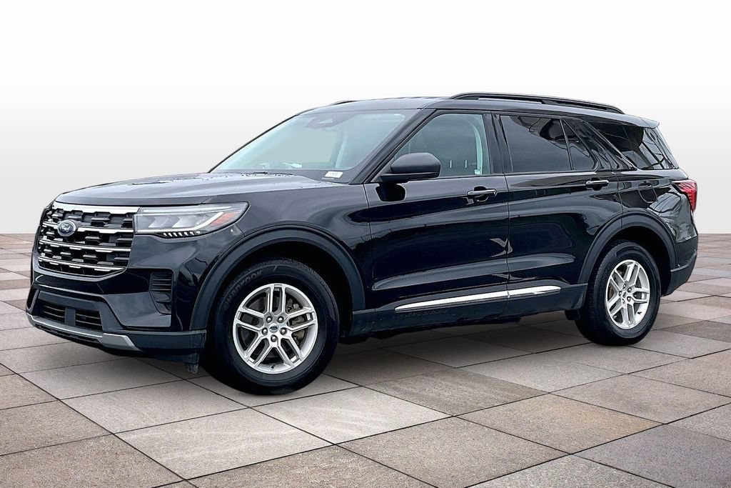 Certified 2025 Ford Explorer Active AWD/4WD image 12