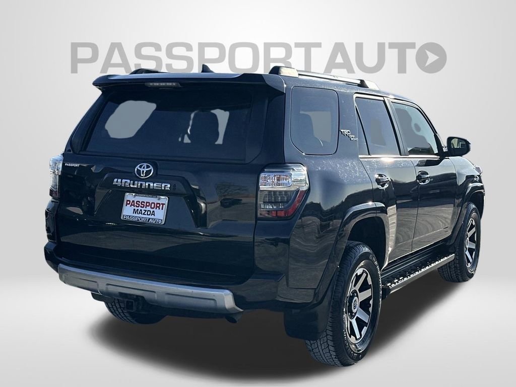 Used 2024 Toyota 4Runner TRD Off-Road image 5