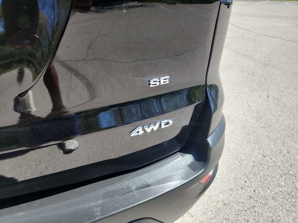 Used 2020 Ford EcoSport SE image 8