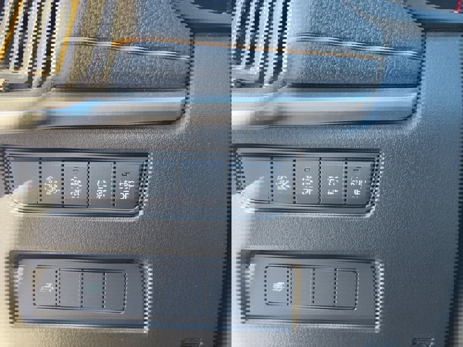 Used 2025 MAZDA CX-70 3.3 Turbo w/ Preferred Package image 28